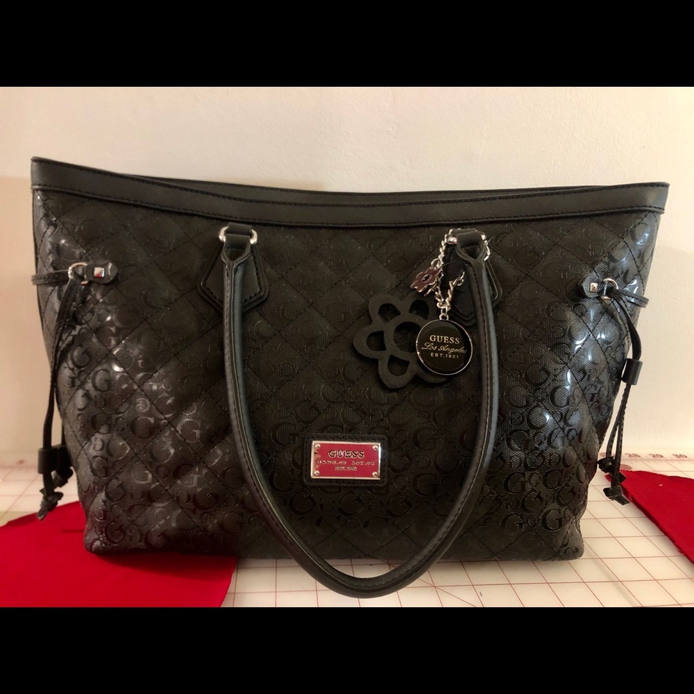 Medium/Large Black Guess Purse